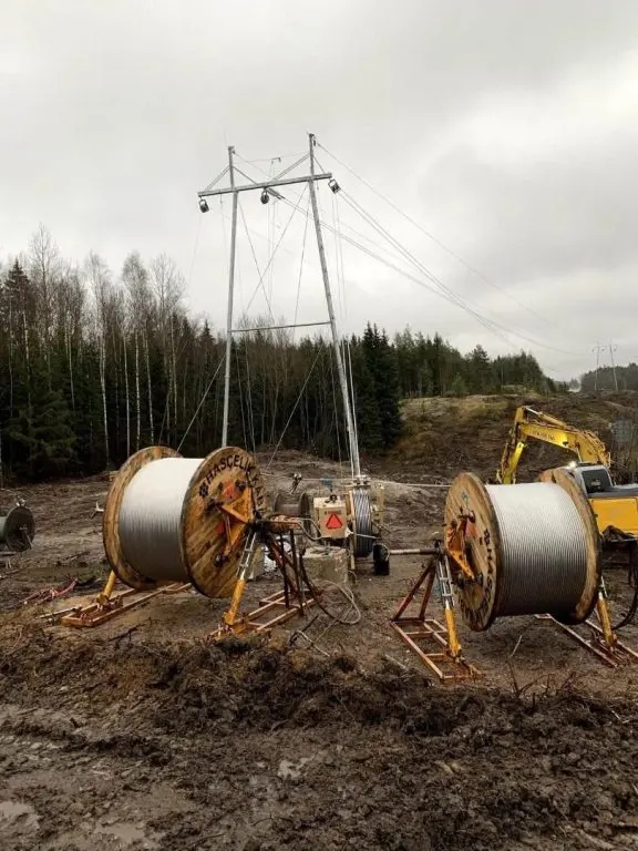 110 kilovoltin verkon rakennusta Sipoossa